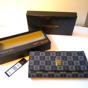 London Fog clutch wallet